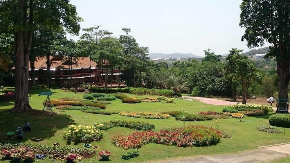 Arayana Phupimarn Resort & Spa Pakchong Exterior photo
