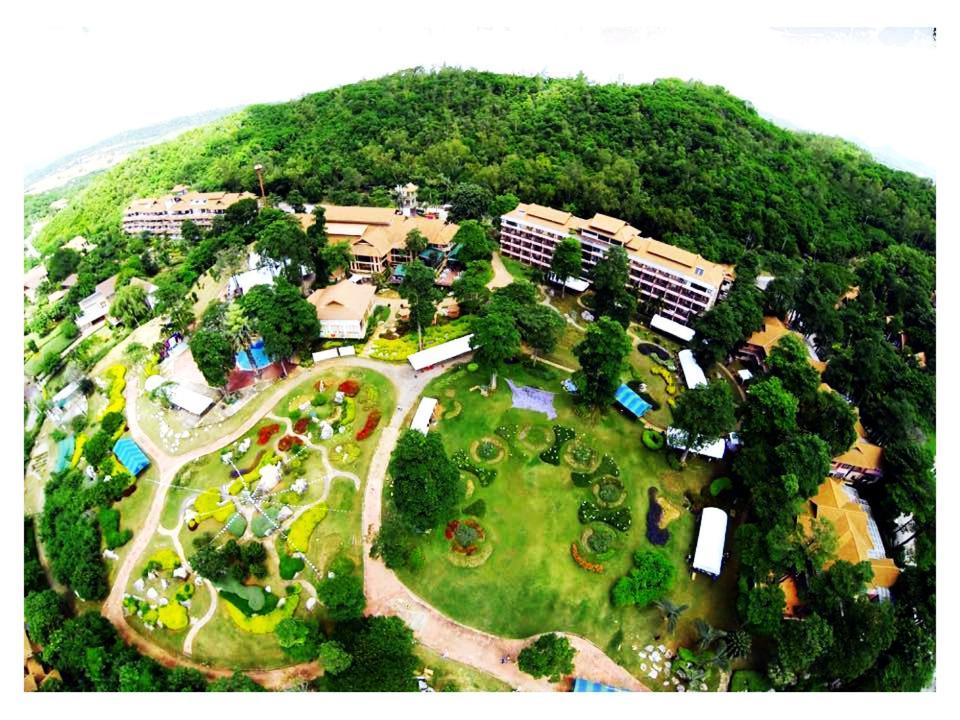 Arayana Phupimarn Resort & Spa Pakchong Exterior photo